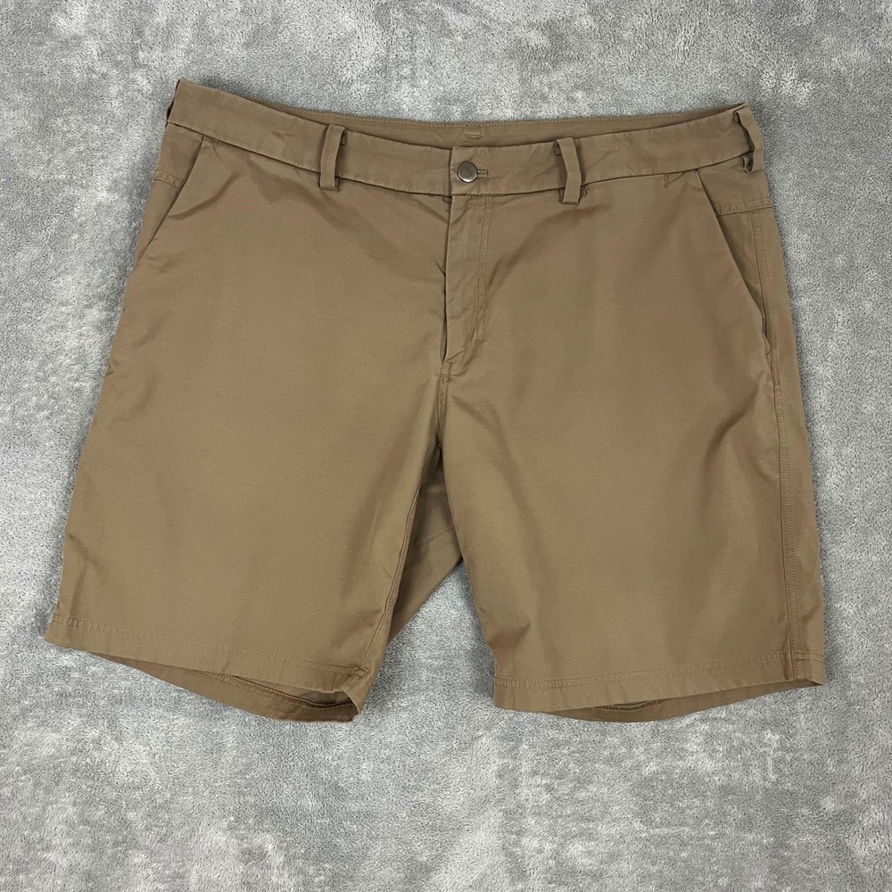 Lululemon Commission Shorts Mens 38 Tan Performance Versatile Golf